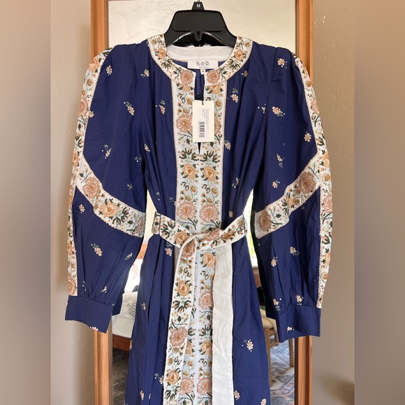 Exclusive Blue Elizabeth Print Longsleeve Caftan Dress Dress for Tuckernuck - Picture 3 of 5